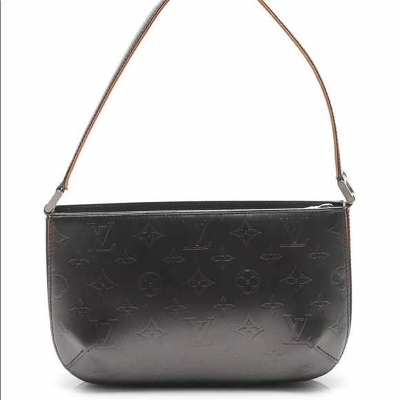 LOUIS VUITTON Fowler Monogram mat handbag - Picture 2 of 8